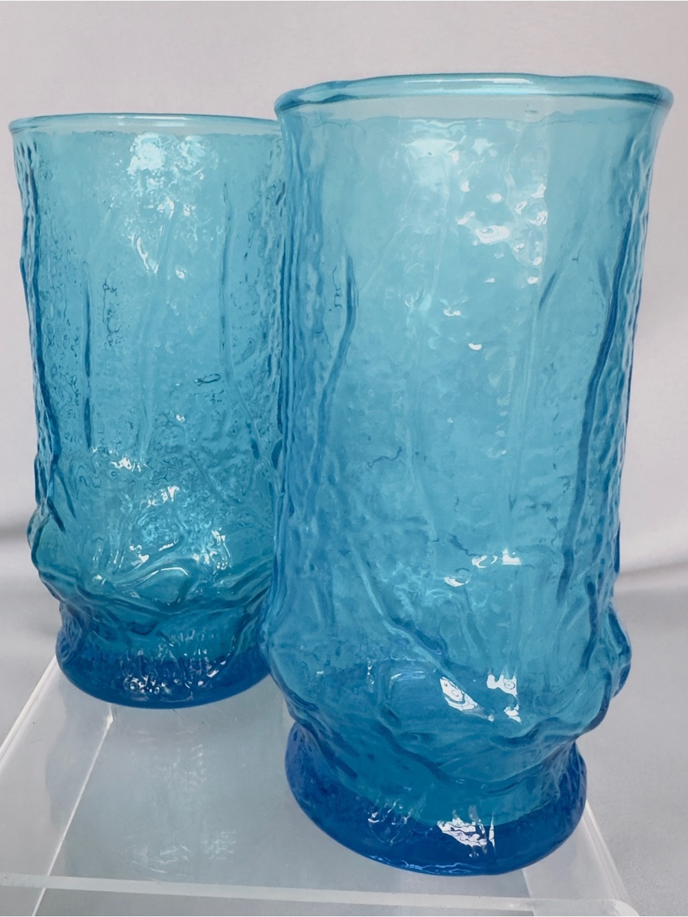 Handblown Textured Blue Glass Tumblers - Pair Anchor Hocking Rain Flower 70"s